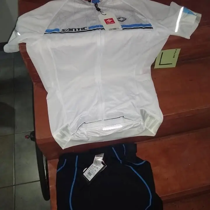 Jersey y calza santic L