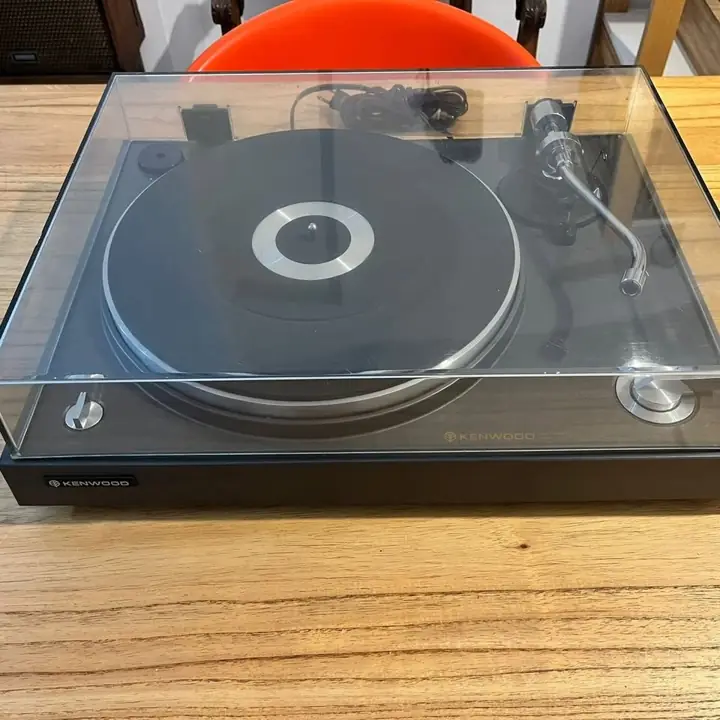Kenwood KD-1500 Belt Drive Turntable (1980)