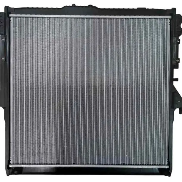 Radiador Ford Ranger 12/15 con aire motor 3.2 con caño inferior (brazado