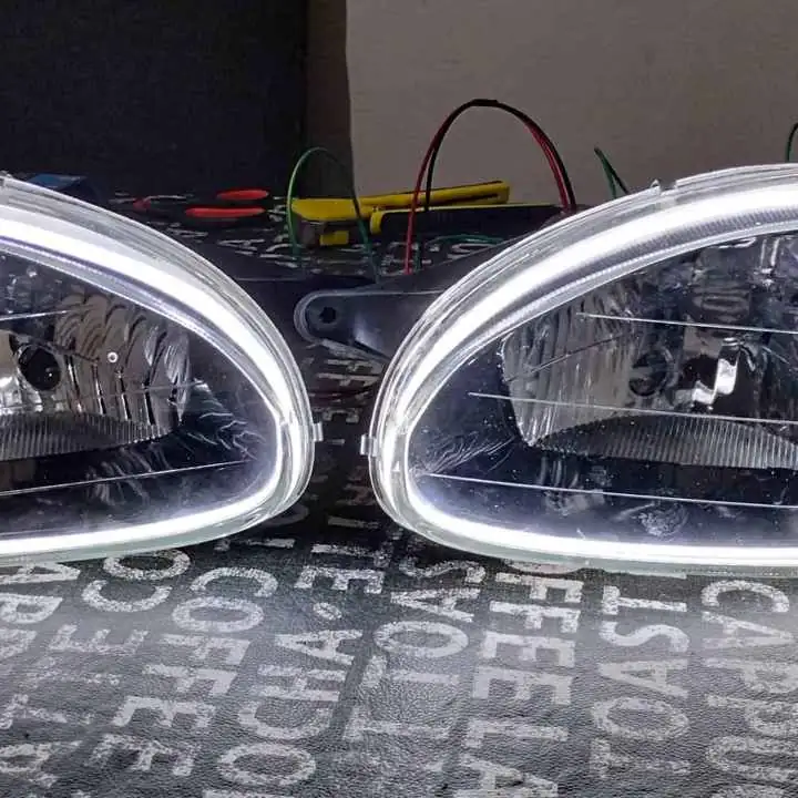 Óptica Corsa el par con tira secuencial