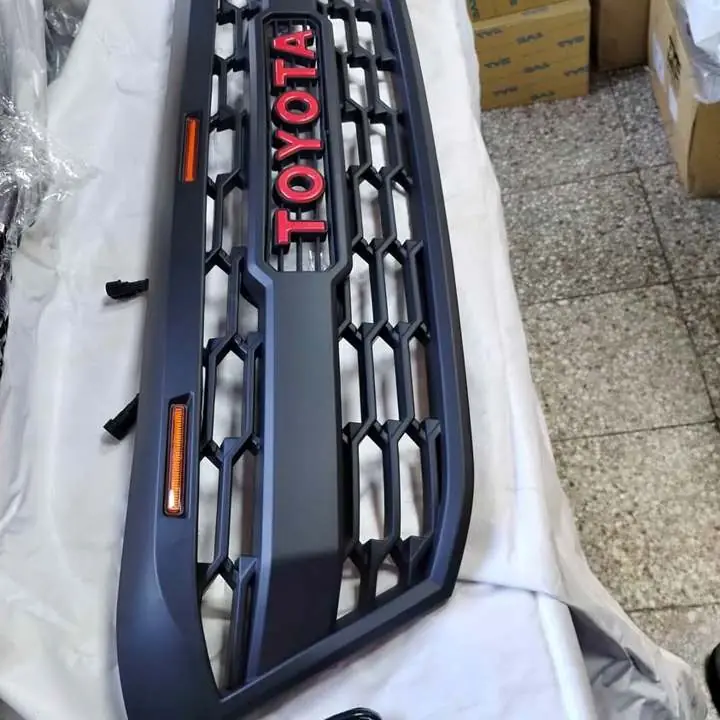 Parrilla Toyota Hilux 2005 a 2011