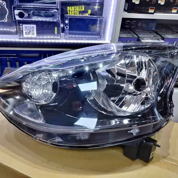 Optica Nissan march 2014 a 2020