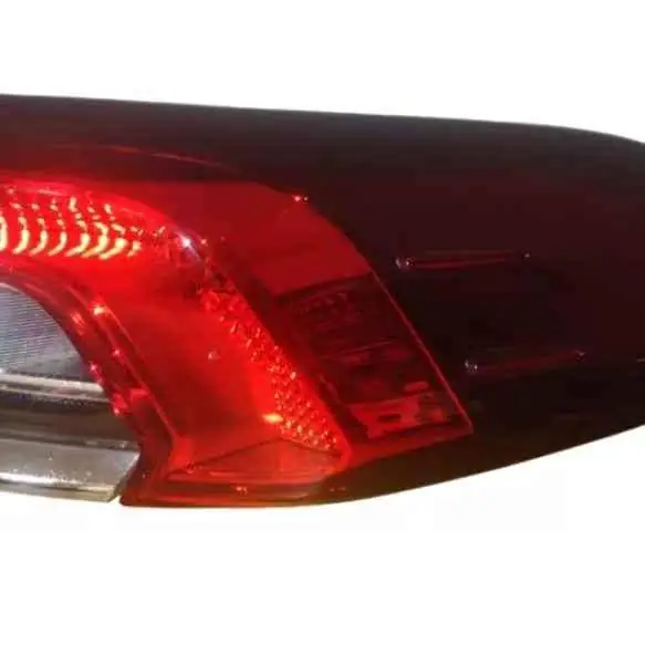 Faro trasero Toyota Corolla 20/22