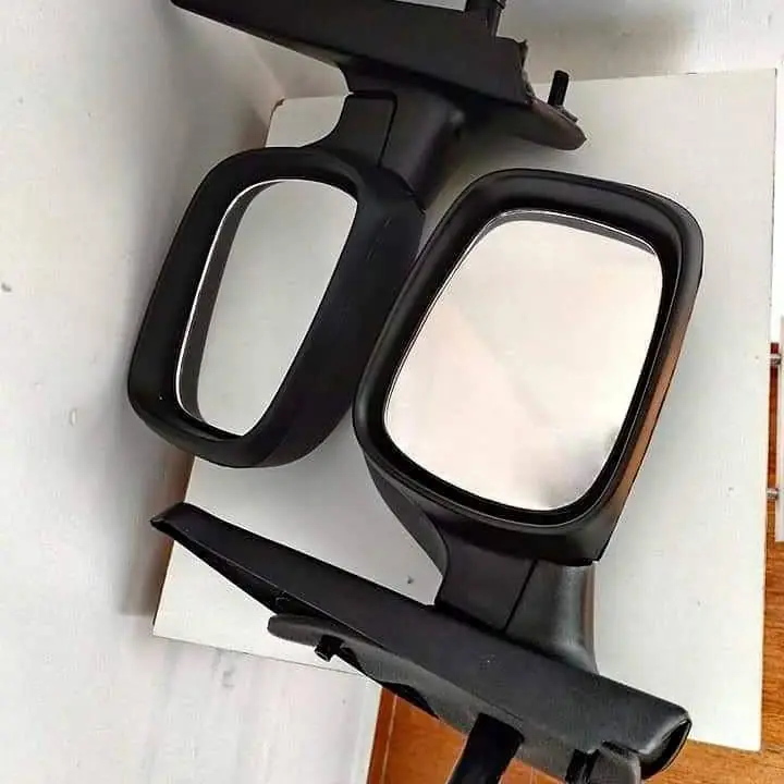 Espejo de Renault Kangoo 2004 a el 2015