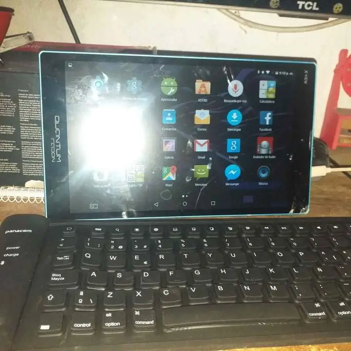 Vendo tablet con teclado bluetooth panocon nuevo