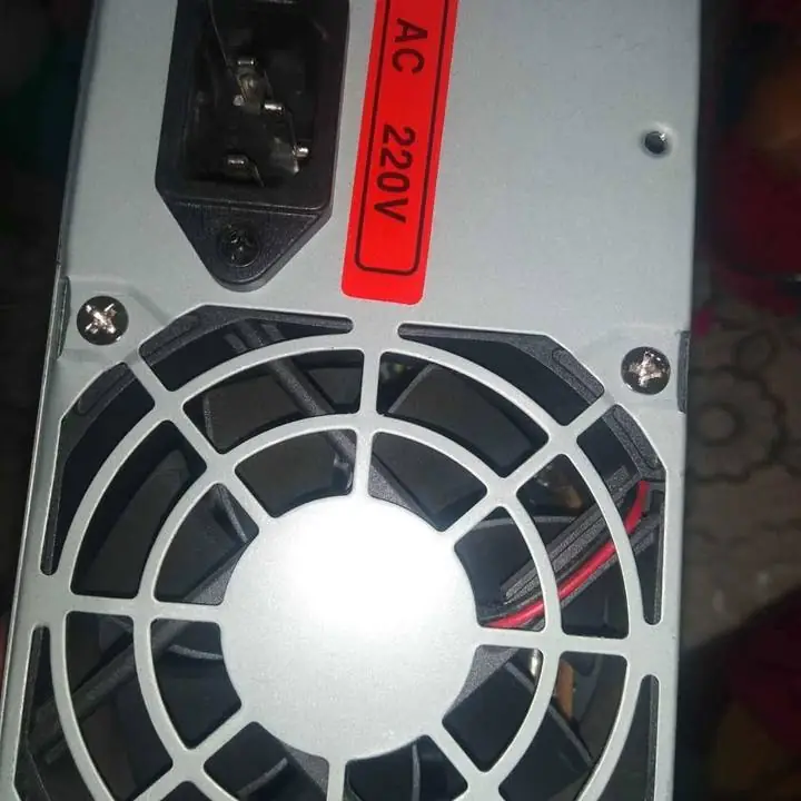 Fuente de pc 1500$ vendo