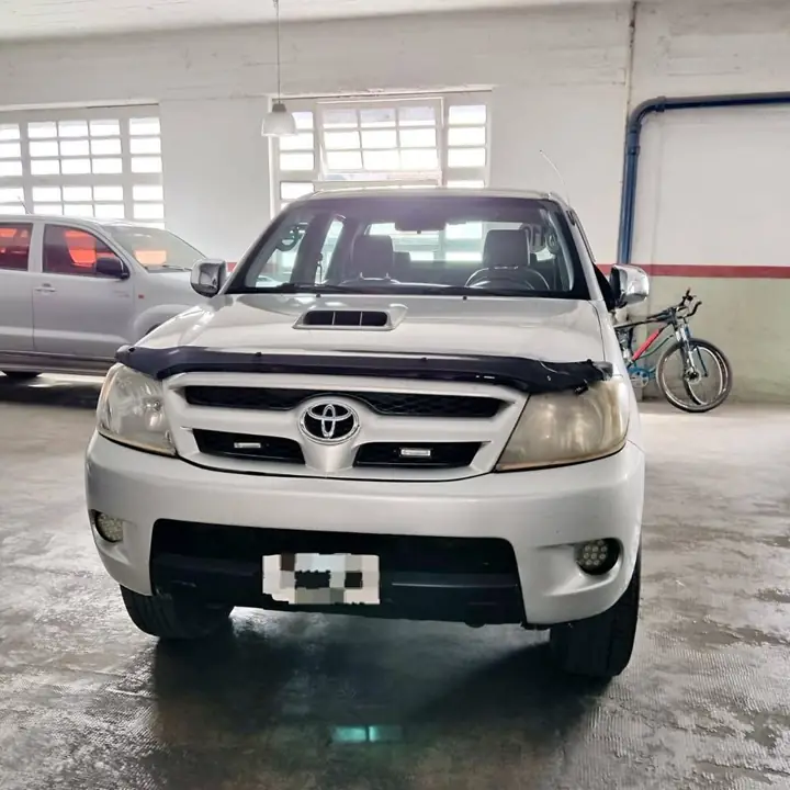 Toyota Hilux SR 3.0 4X4 impecable