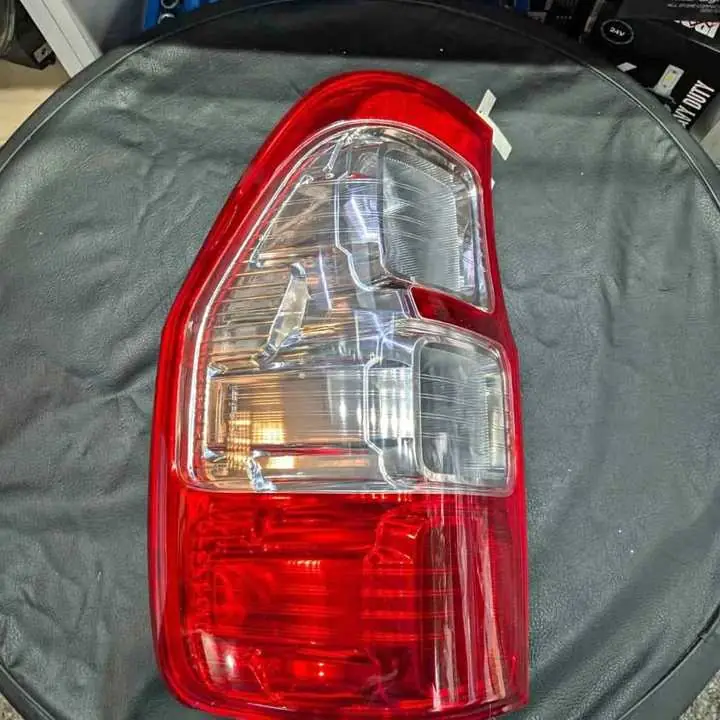 Faro trasero Ranger 2012 a 2015