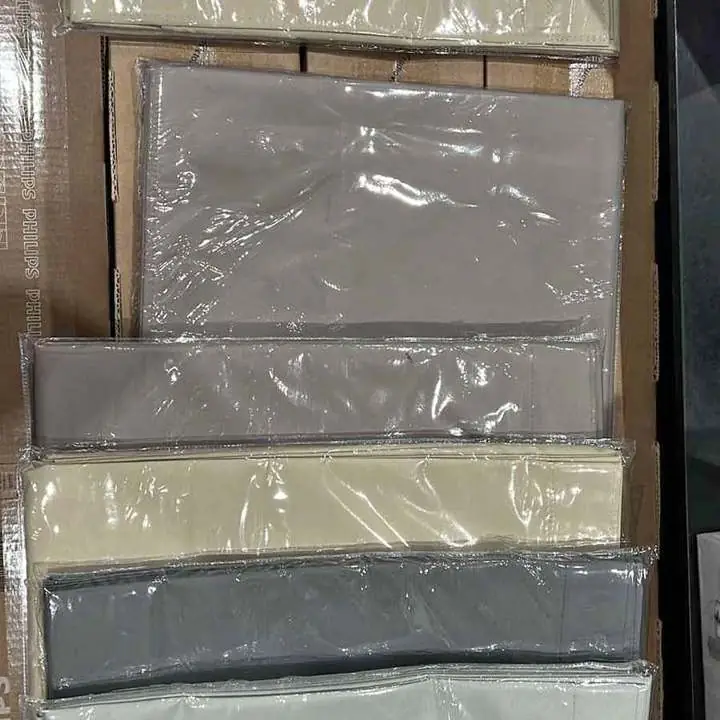 Juego de cortinas black out! Cada paño mide: 1,40 x 2,10