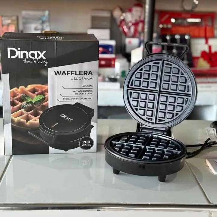 Waflera dinax