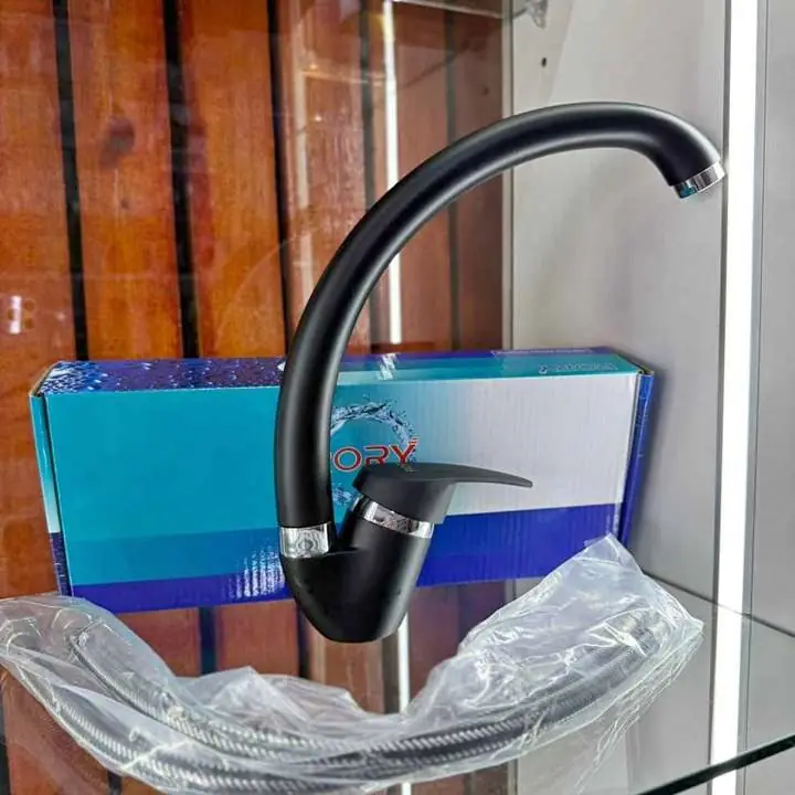 Griferia sanitary wares Monocomando Negra