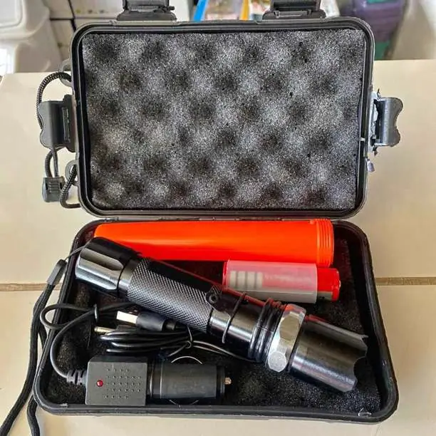 Linterna recargable G298