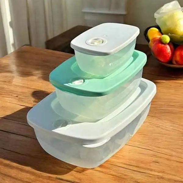 Set de 3 hermeticos rectangulares con fechador 320 ML, 600 ML, 1.4 L surtido