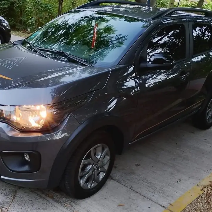 2025 Fiat mobi trekking 1.0