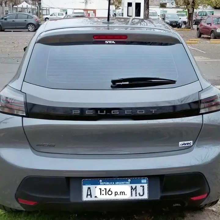 2025 Peugeot 208 allure manual 1.6