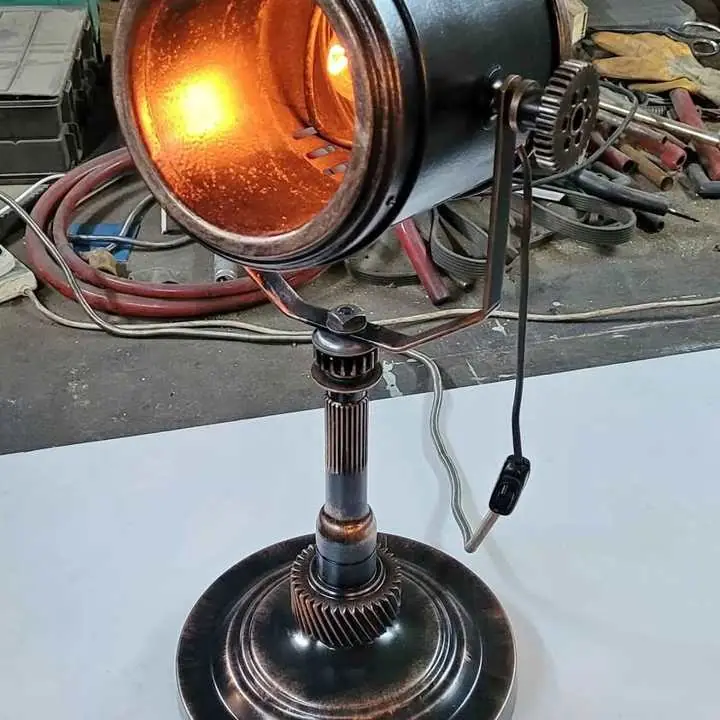 Lampara de mesa velador antiguo