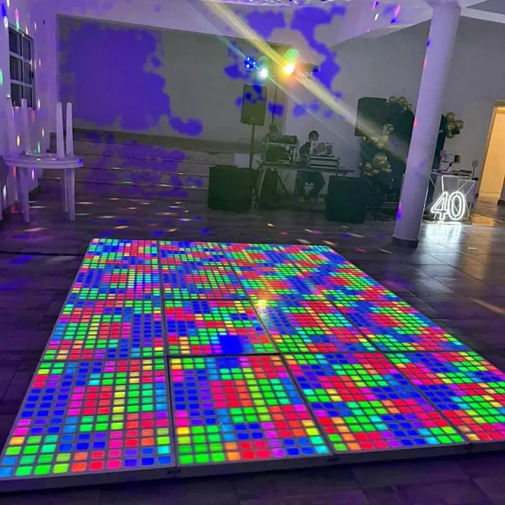 Se alquila pista de baile led