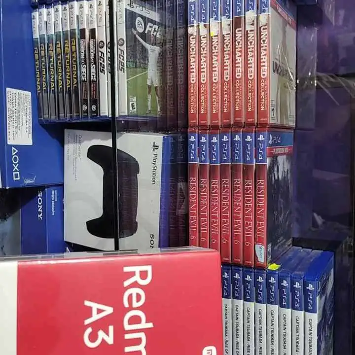 Celular y juego sellados !