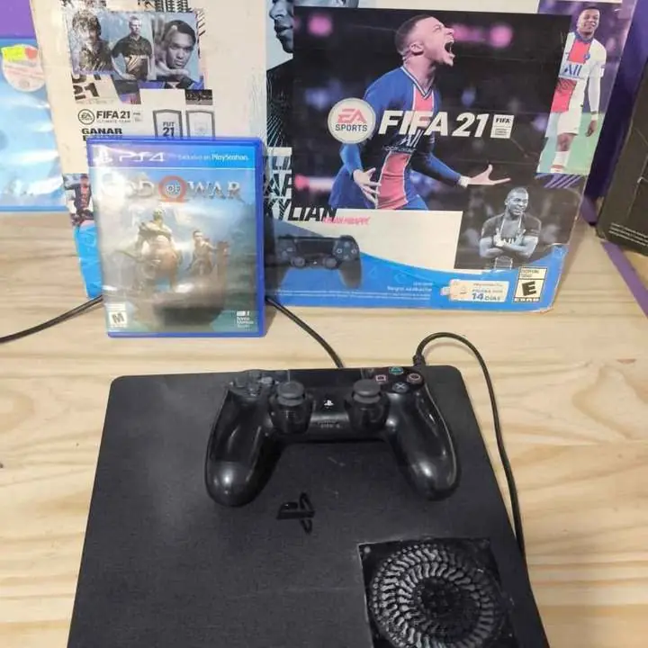 Play 4 1tb Slim