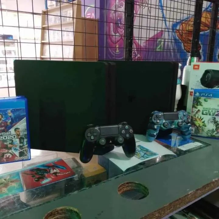 PlayStation 4 Slim 1 tb