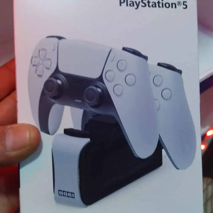 Dual charger PlayStation 5