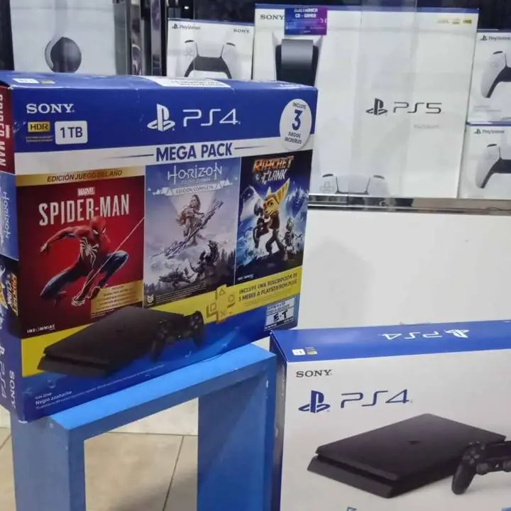 Ps4 Slim nueva con 12 meses de garantía Somos Local!