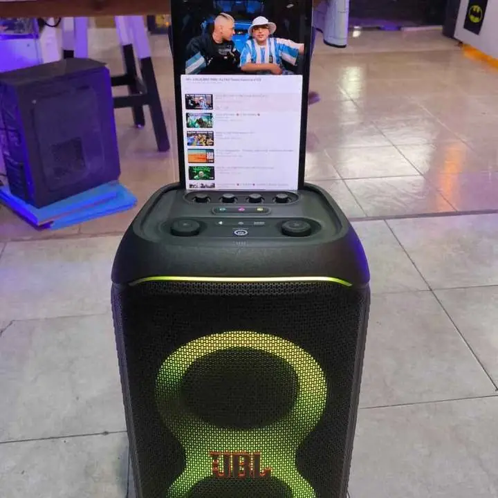 JBL stage 320