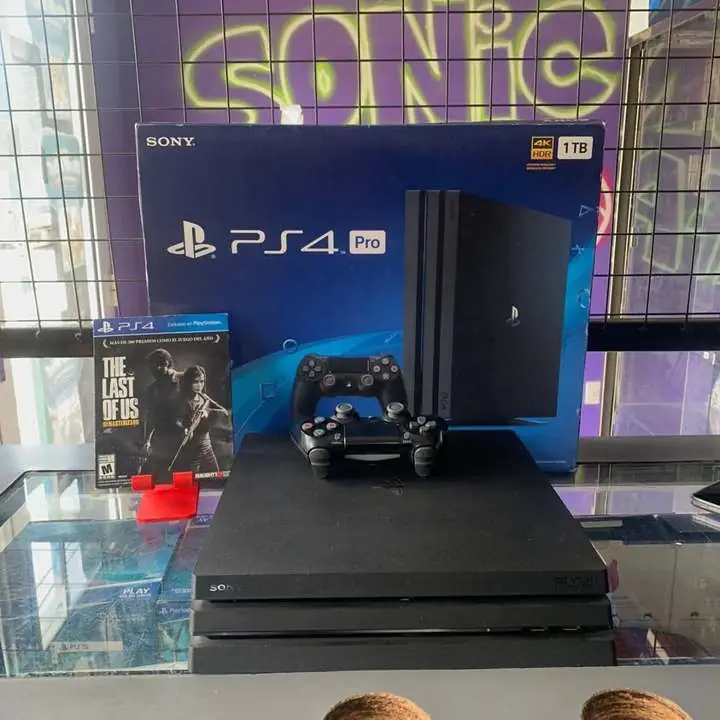 Play 4 pro 4K 1TB con garantia !
