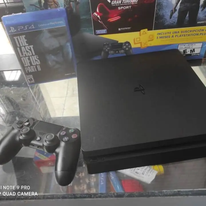 Ps4 slim con juego de regalo! somos local!