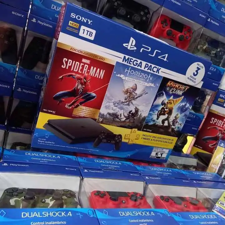 Ps4 Slim con garantía y juegos de regalo Somos local