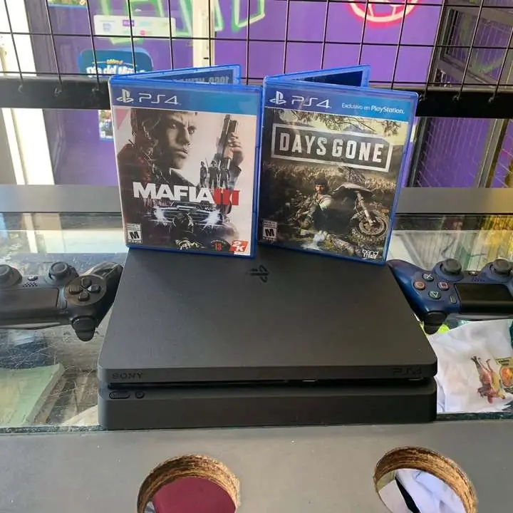Ps4 slim + dos juegos + dos joystick y garantia !