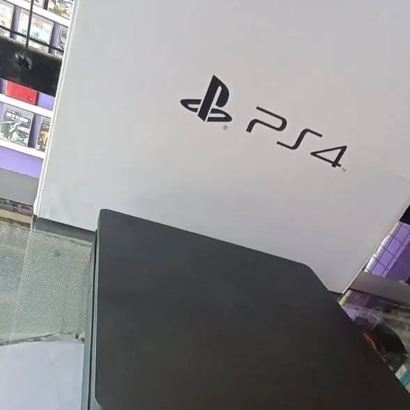 PlayStation 4 Slim con garantía Somos local!