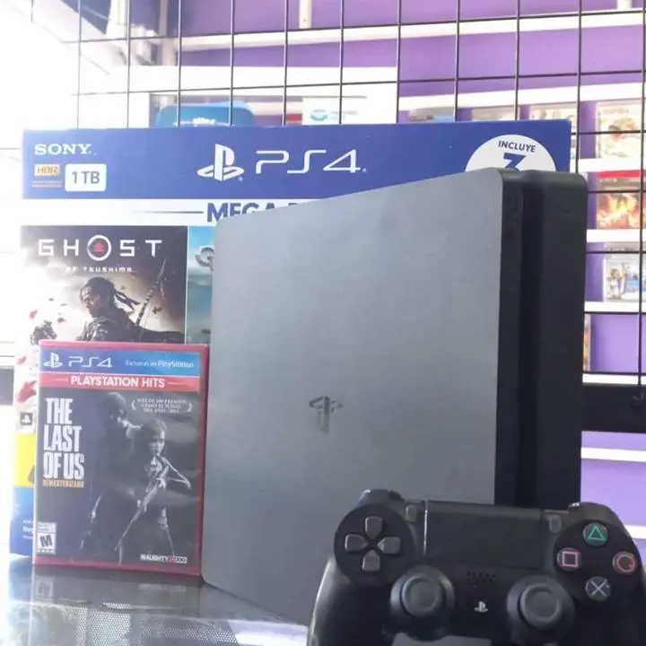 Ps4 slim edición limitada! Somos local!