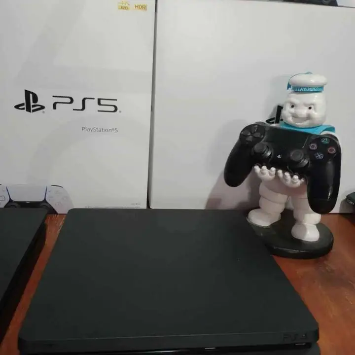 PlayStation 4