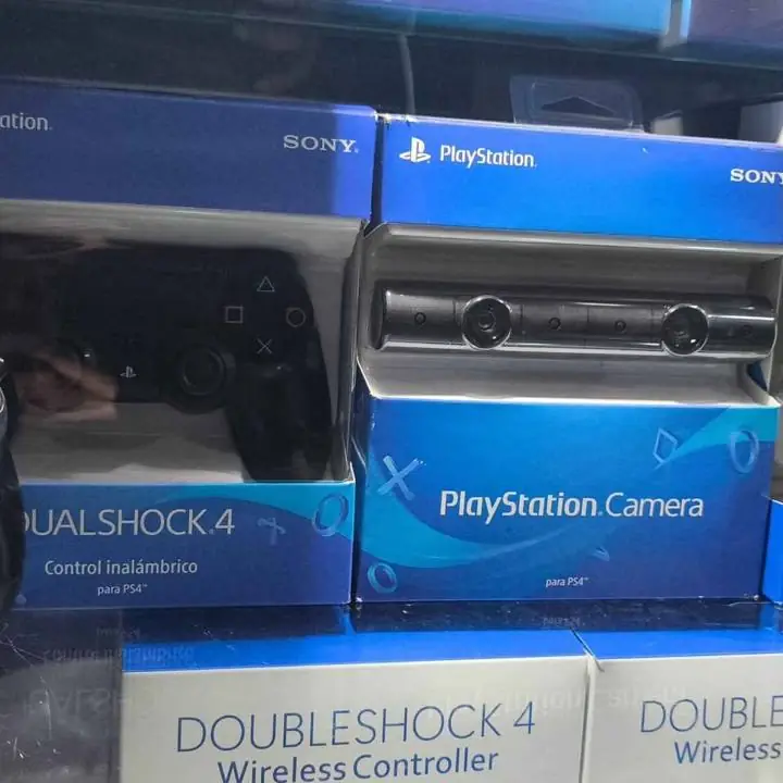 Joystick replica y original Sony