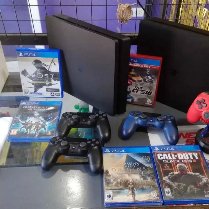 Play 4 Slim Seminuevas con Garantía 6 meses ! Aprovechar somos local