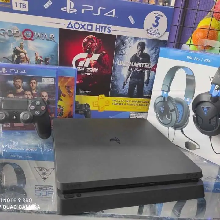 Ps4 Slim con garantía y auriculares