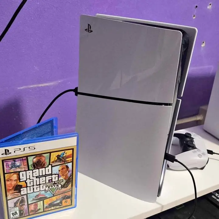 Tu PS4 + aprox 950.000