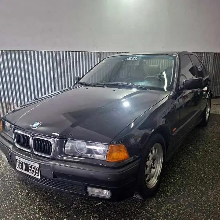 BMW 318i S 1998 oportunidad excelente estado y mecánica