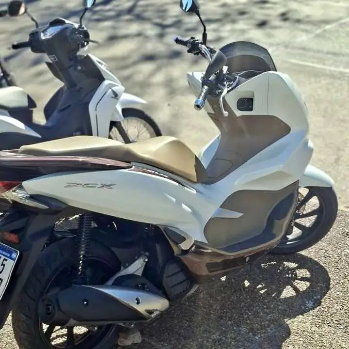 Vendo Honda pcx deluxe
