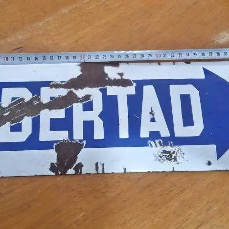 Cartel y publicidad antíguo