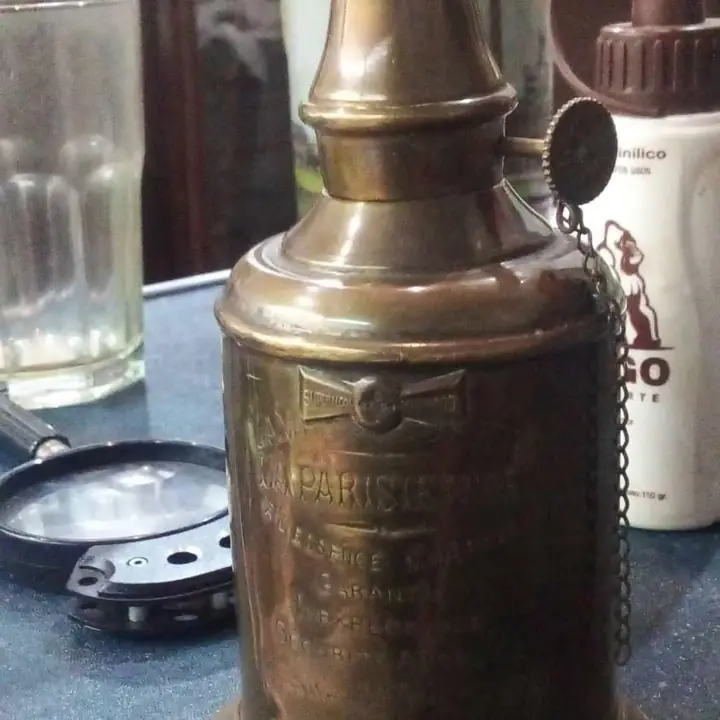Lampara de kerosene francesa
