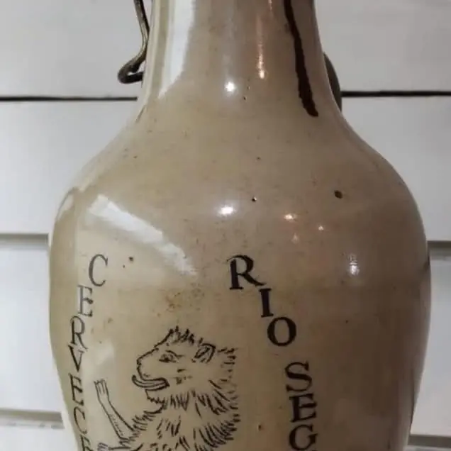 Porrones de cerveza quilmes