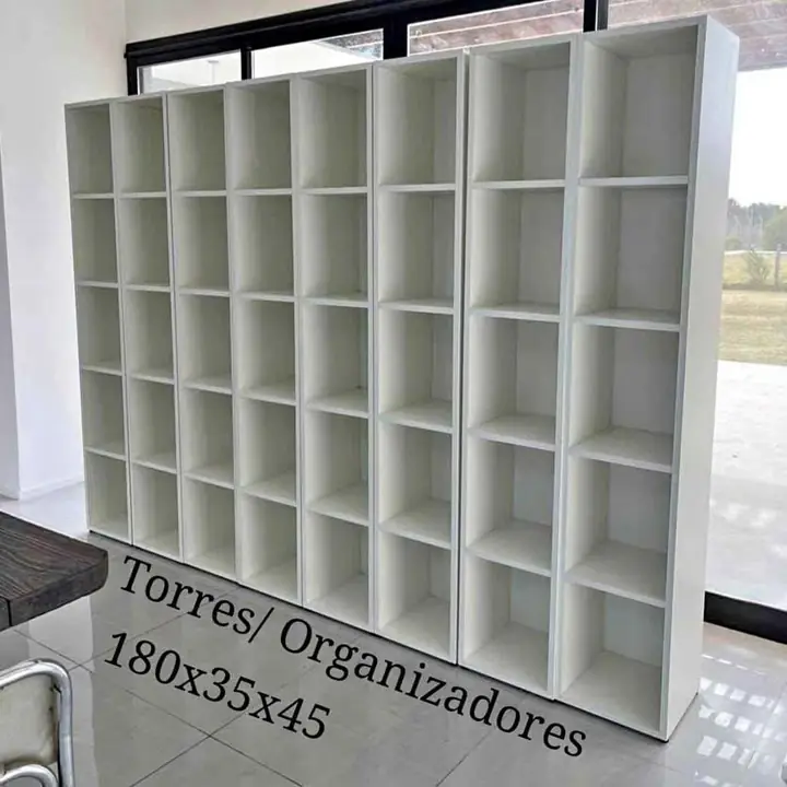 Torre organizadora 180x35x45 $ 75.000 c/u