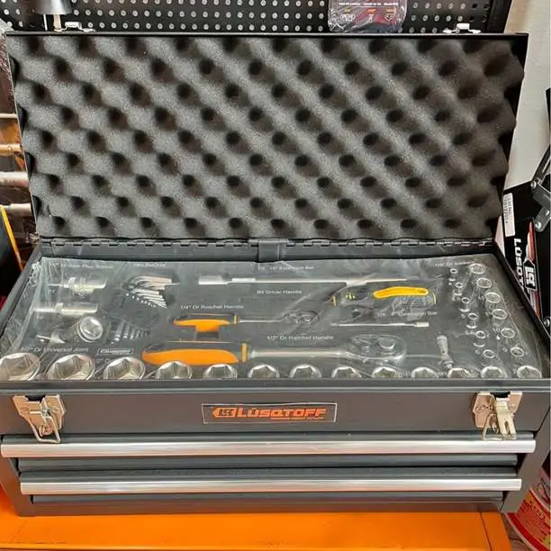 Caja de herramientas metálica lusqtoff
