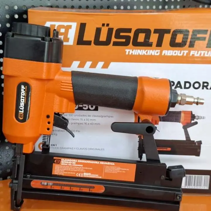 Clavadora grampadora lusqtoff