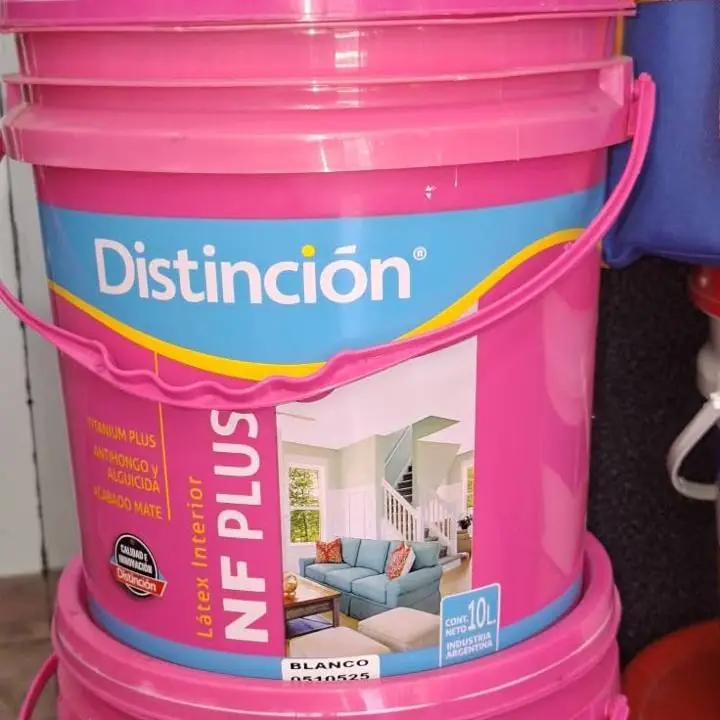 Latex interior distincion