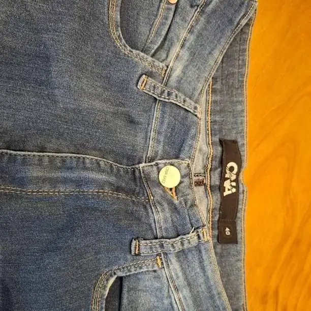 Jeans ona saez