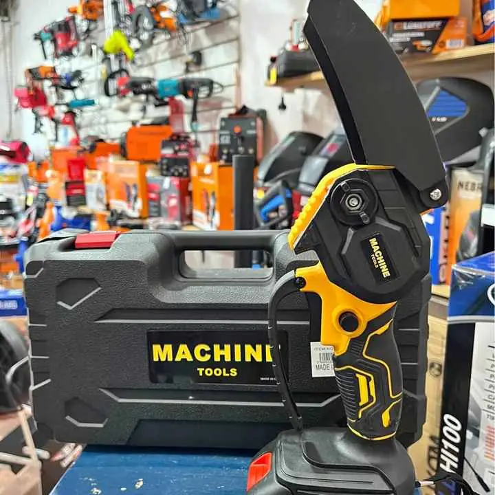 Electro sierra machine