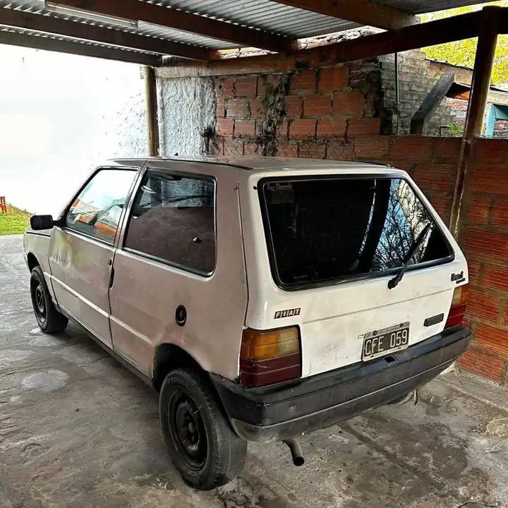 Vendo fiat uno diésel 1.7 modelo 98